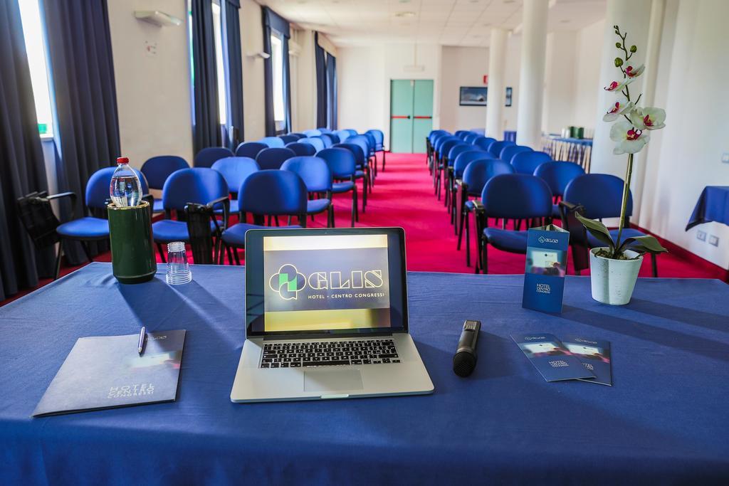 Hotel Glis San Mauro Torinese Bagian luar foto