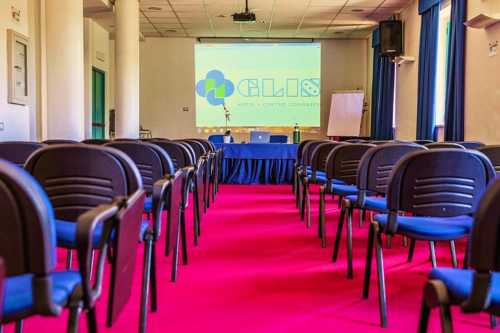 Hotel Glis San Mauro Torinese Bagian luar foto