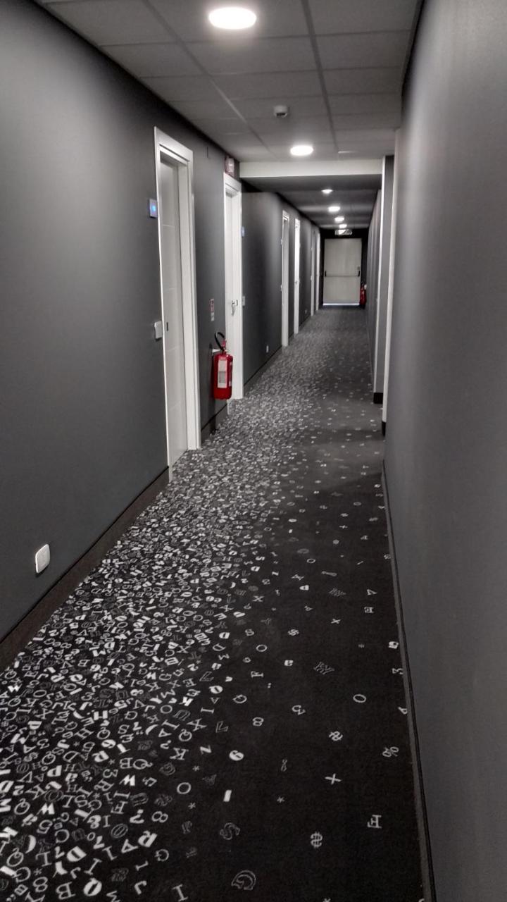 Hotel Glis San Mauro Torinese Bagian luar foto